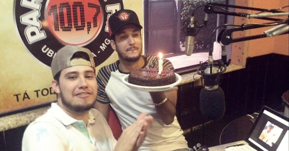 https://api.paranaibafm.com.br/mundo-dos-artistas/noticias/bruno-barreto-comemoram-um-ano-de-carreira-na-paranaiba-fm/attachment/099053004b74274fbd5f420c92109319/