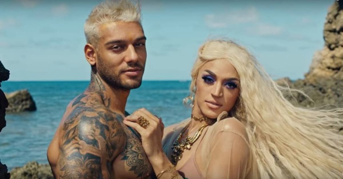 https://api.paranaibafm.com.br/mundo-dos-artistas/noticias/lucas-lucco-lanca-clipe-com-pabllo-vittar/attachment/1e95b720c3a5f7188edd7d5660ed2101/