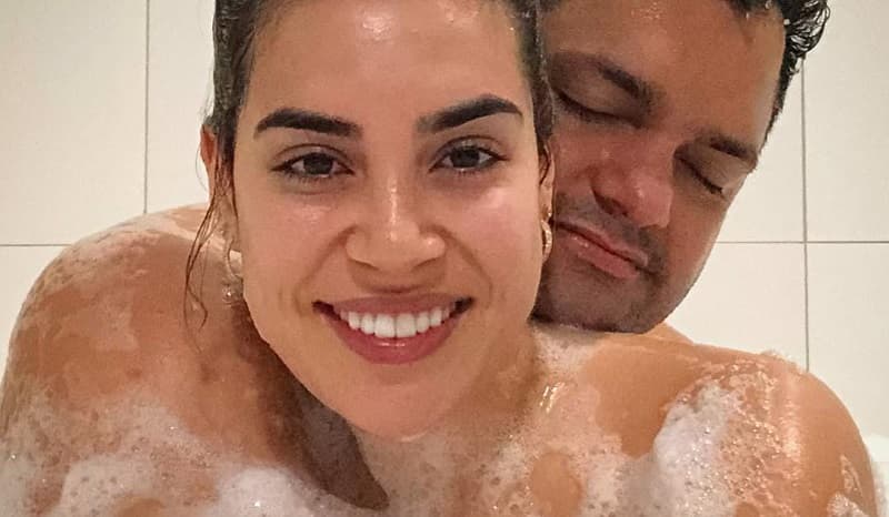https://api.paranaibafm.com.br/mundo-dos-artistas/noticias/naiara-azevedo-posta-foto-ousada-com-o-marido-e-fala-sobre-saudade/attachment/naii-2/