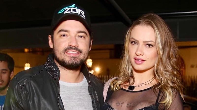 https://api.paranaibafm.com.br/mundo-dos-artistas/noticias/fernando-zor-anuncia-fim-do-casamento-com-mikelly/attachment/fernando-2/
