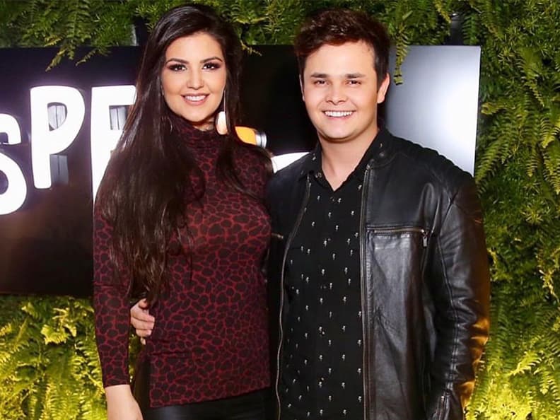 https://api.paranaibafm.com.br/mundo-dos-artistas/nasce-segundo-filho-de-matheus-aleixo-e-paula-aires/attachment/capa-matheus-e-paula/