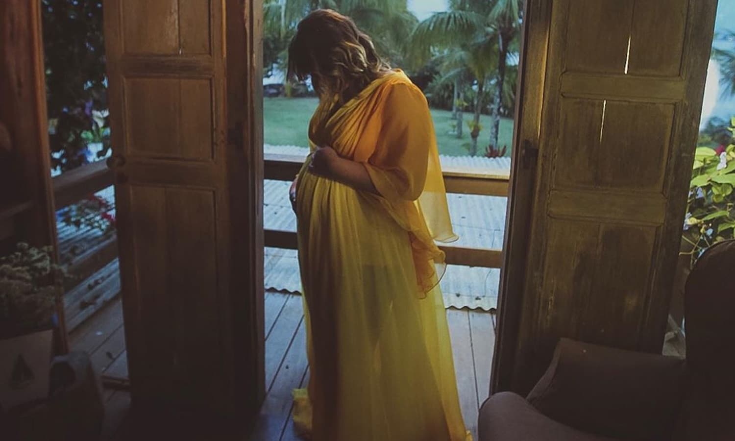 https://api.paranaibafm.com.br/mundo-dos-artistas/marilia-mendonca-da-a-luz-o-primeiro-filho-leo/attachment/marilia-mendonca-amarelo-2/