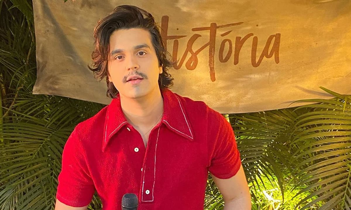 https://api.paranaibafm.com.br/mundo-dos-artistas/apos-live-show-luan-santana-esta-preparando-novidades-em-estudio/attachment/luan-santana-novidades/
