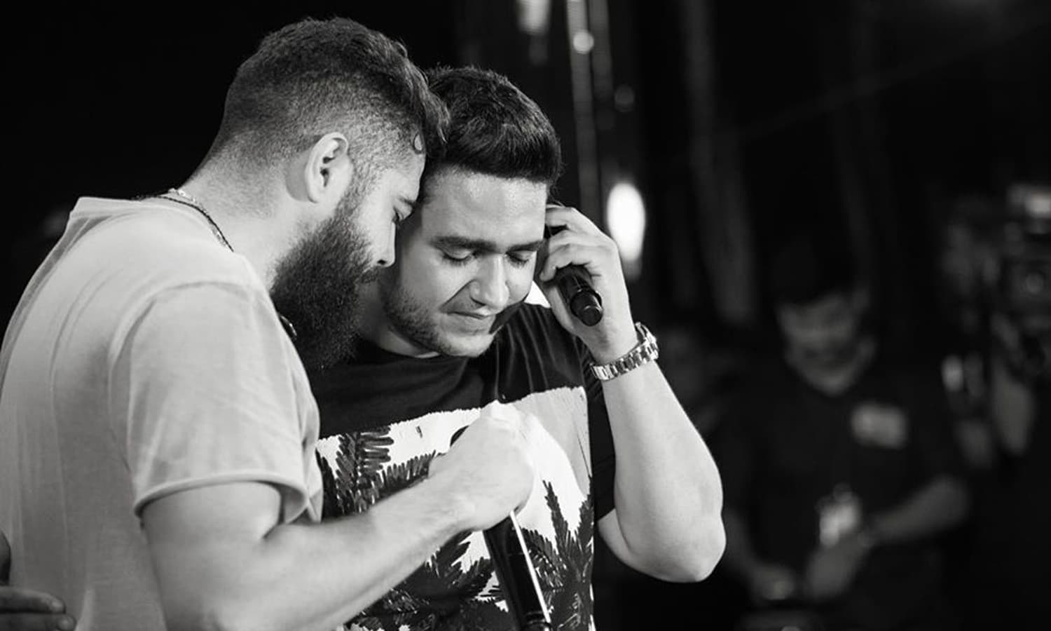 https://api.paranaibafm.com.br/mundo-dos-artistas/henrique-e-juliano-lancam-bateria-externa-do-album-ao-vivo-no-ibirapuera/attachment/henrique-e-juliano-4/