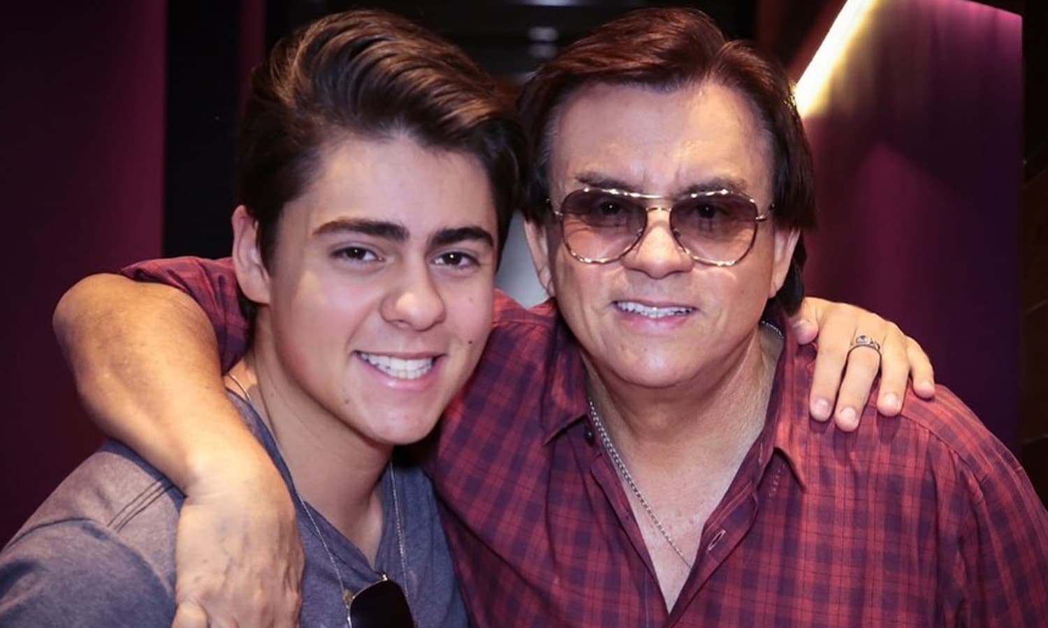 https://api.paranaibafm.com.br/mundo-dos-artistas/enrico-filho-de-chitaozinho-prepara-estreia-na-carreira-musical-com-ep/attachment/enrico-chitaozinho-ep/