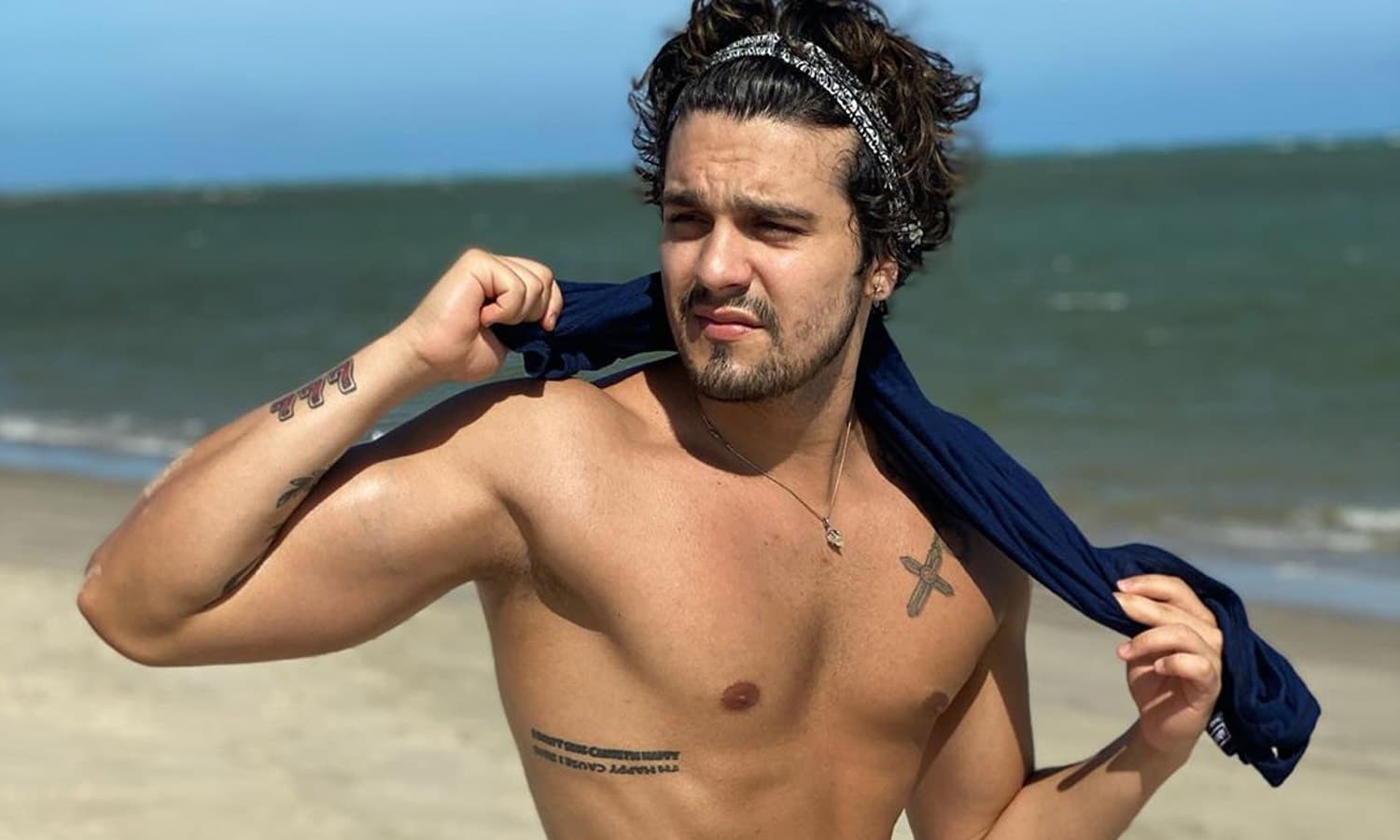 https://api.paranaibafm.com.br/mundo-dos-artistas/luan-santana-chega-ao-topo-das-radios-pela-82a-vez-com-asas/attachment/luan-asas-82/