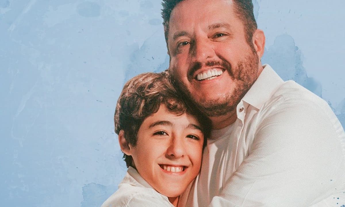 https://api.paranaibafm.com.br/mundo-dos-artistas/enzo-aposta-em-futuro-na-musica-com-o-apoio-do-pai-bruno-tem-um-dom/attachment/enzo-e-bruno/