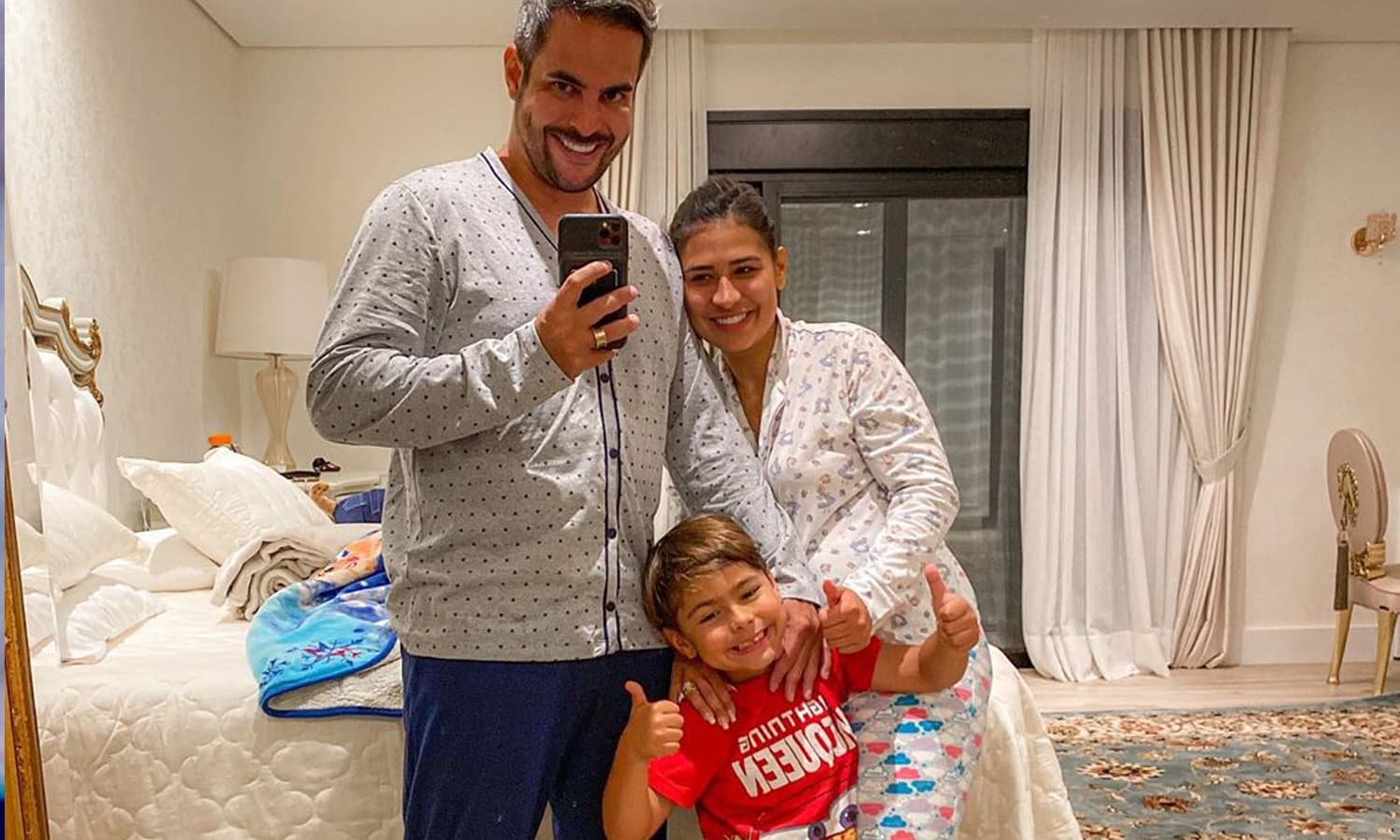 https://api.paranaibafm.com.br/mundo-dos-artistas/em-entrevista-simone-conta-motivos-que-a-levaram-a-segunda-gravidez/attachment/simone-gravidez/