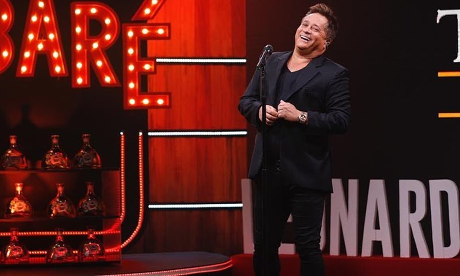 https://api.paranaibafm.com.br/mundo-dos-artistas/leonardo-e-diagnosticado-com-dengue-apos-sintomas-de-covid-19/attachment/leonardo-dengue/