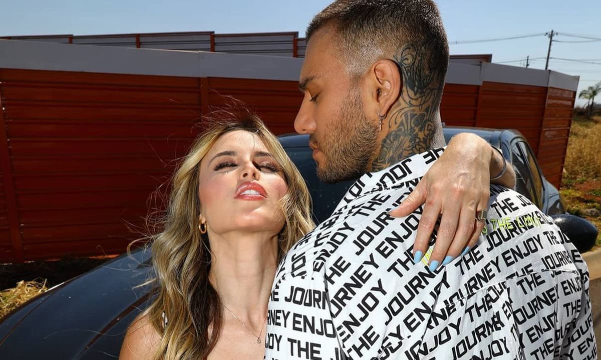 https://api.paranaibafm.com.br/mundo-dos-artistas/lucas-lucco-brinca-com-gravidez-de-lorena-carvalho-quando-voce-perceber-sera-tarde/attachment/lorena-carvalho-lucas-lucco-pilastra/
