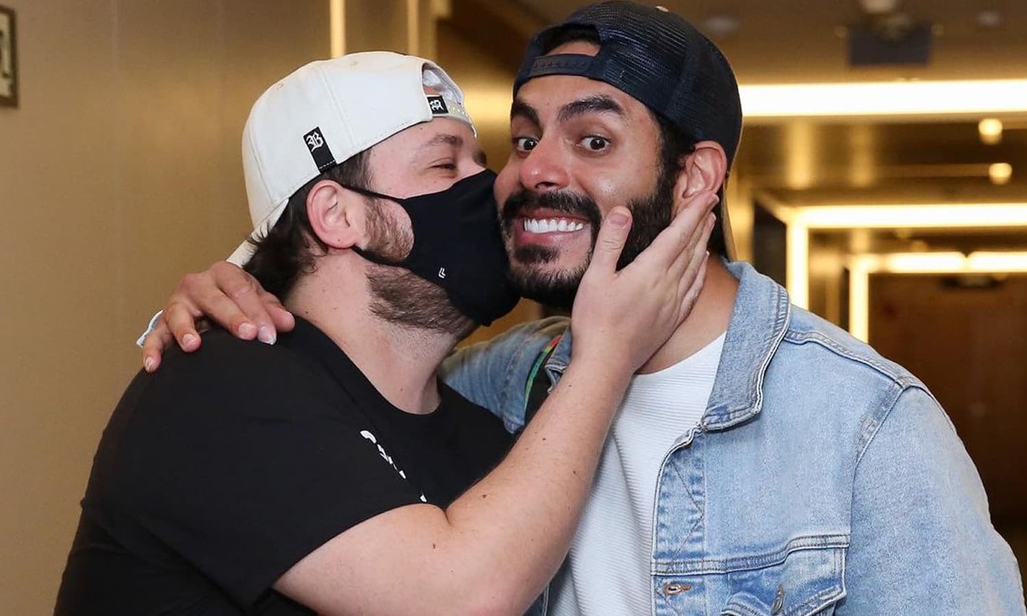 https://api.paranaibafm.com.br/mundo-dos-artistas/rodolffo-recebe-apoio-de-outros-artistas-apos-eliminacao-em-reality/attachment/rodolffo-israel-bbb/