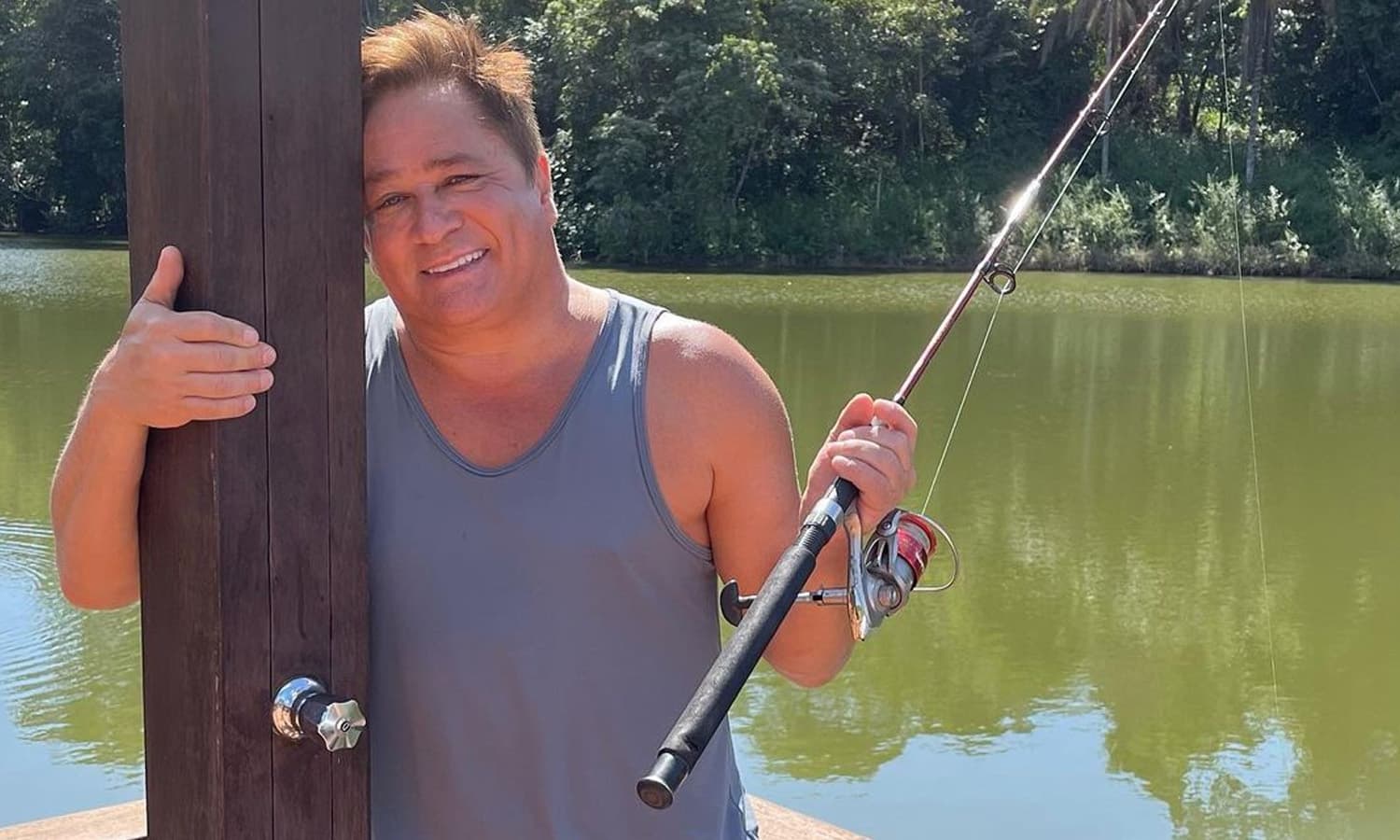 https://api.paranaibafm.com.br/mundo-dos-artistas/leonardo-come-peixe-vivo-bebe-uisque-caro-e-brinca-pronto-para-o-no-limite/attachment/leonardo-pescaria-2/