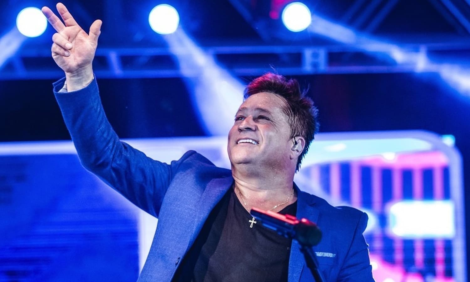 https://api.paranaibafm.com.br/mundo-dos-artistas/leonardo-toma-a-segunda-dose-contra-a-covid-e-brinca-se-nao-vacinar-nao-entra-no-cabare/attachment/leonardo-vacin/