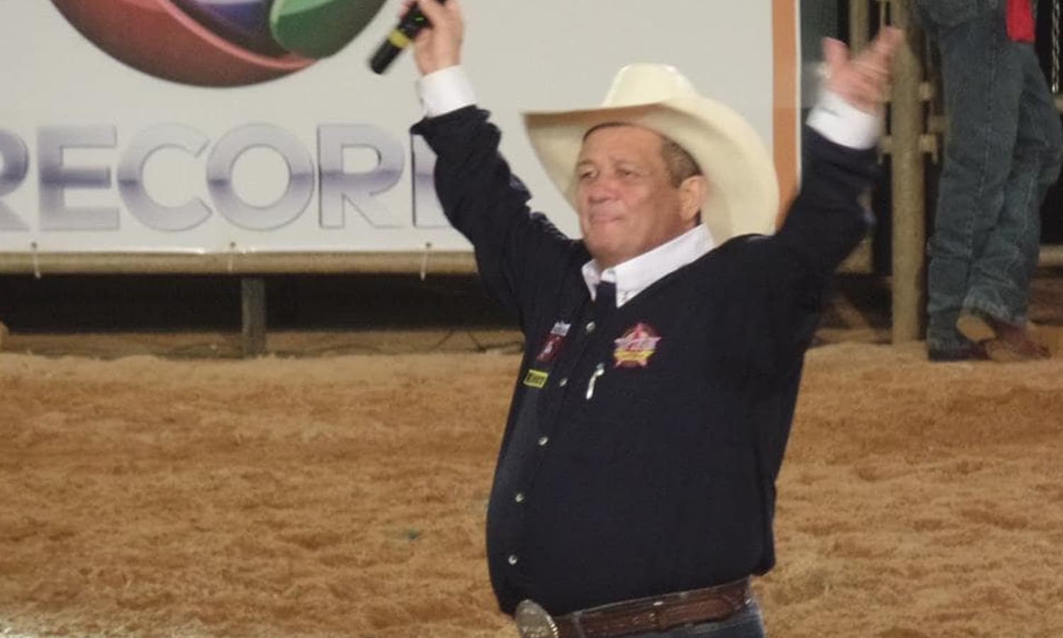 https://api.paranaibafm.com.br/mundo-dos-artistas/morre-barra-mansa-aos-68-anos-locutor-do-rodeio-de-barretos/attachment/barra-mansa-barretos/