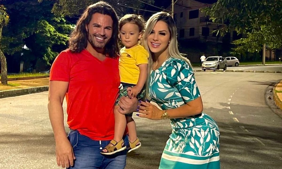 https://api.paranaibafm.com.br/mundo-dos-artistas/de-surpresa-mariana-polastreli-revela-estar-casada-com-eduardo-costa/attachment/eduardo-costa-casado/