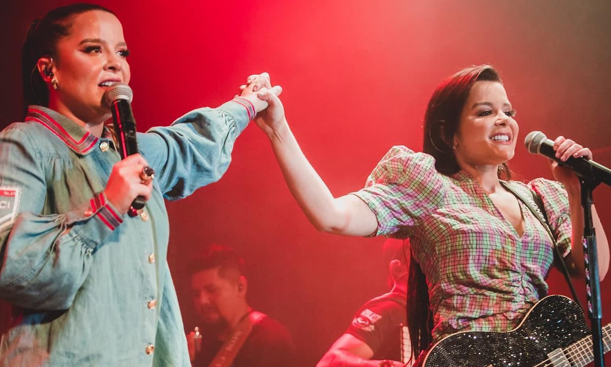 https://api.paranaibafm.com.br/mundo-dos-artistas/maiara-e-maraisa-devem-assumir-juri-de-reality-show-musical-para-criancas/attachment/maiara-e-maraisa-the-voice-kids/