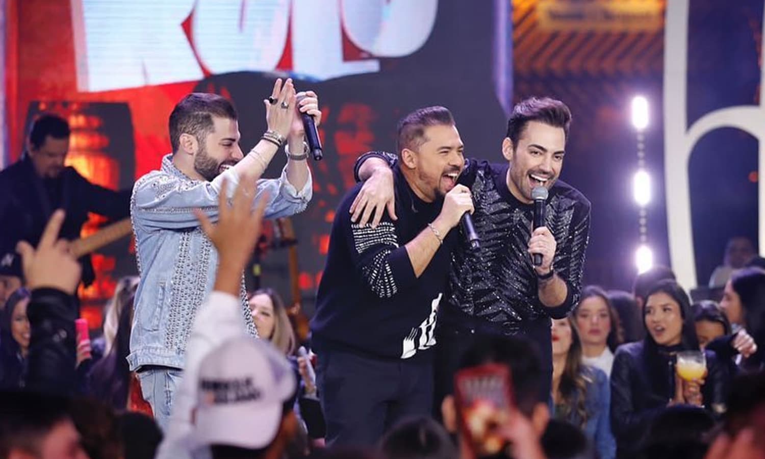 https://api.paranaibafm.com.br/mundo-dos-artistas/guilherme-e-benuto-gravam-dvd-em-goiania-com-varios-convidados/attachment/dvd-guilherme-e-benuto/