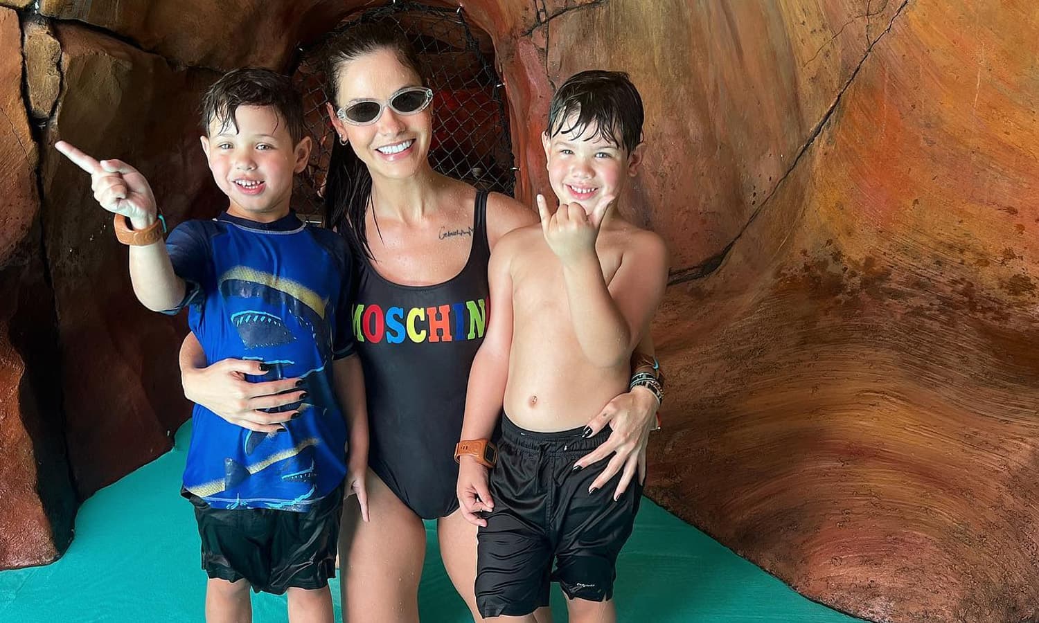 https://api.paranaibafm.com.br/mundo-dos-artistas/andressa-suita-e-gusttavo-lima-passam-ferias-em-orlando-com-os-filhos/attachment/andressa-suita-viagem-3/
