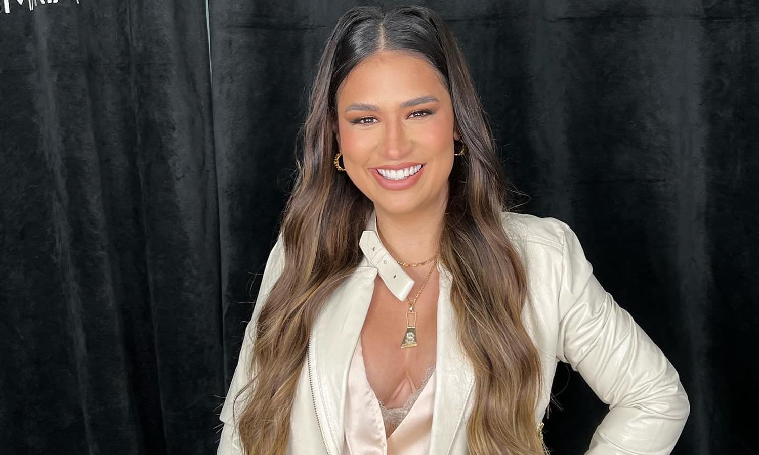 https://api.paranaibafm.com.br/mundo-dos-artistas/simone-muda-nome-no-instagram-e-fas-apontam-possivel-separacao-de-simaria/attachment/simone-mendes-insta-solo/