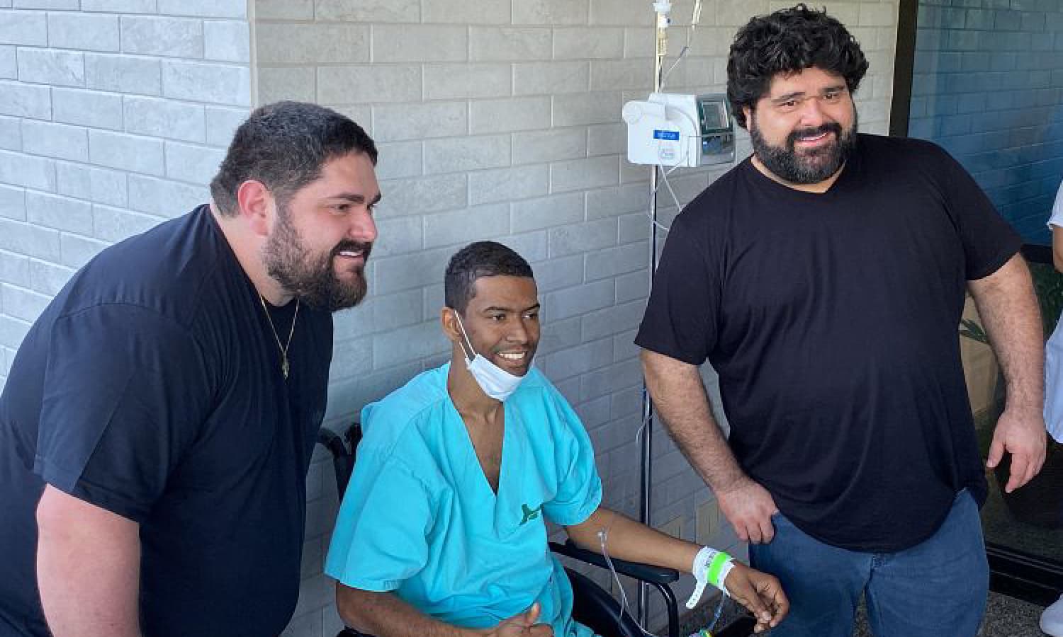 https://api.paranaibafm.com.br/mundo-dos-artistas/cesar-menotti-e-fabiano-visitam-hospital-e-se-tornam-embaixadores-da-instituicao/attachment/cesar-site/