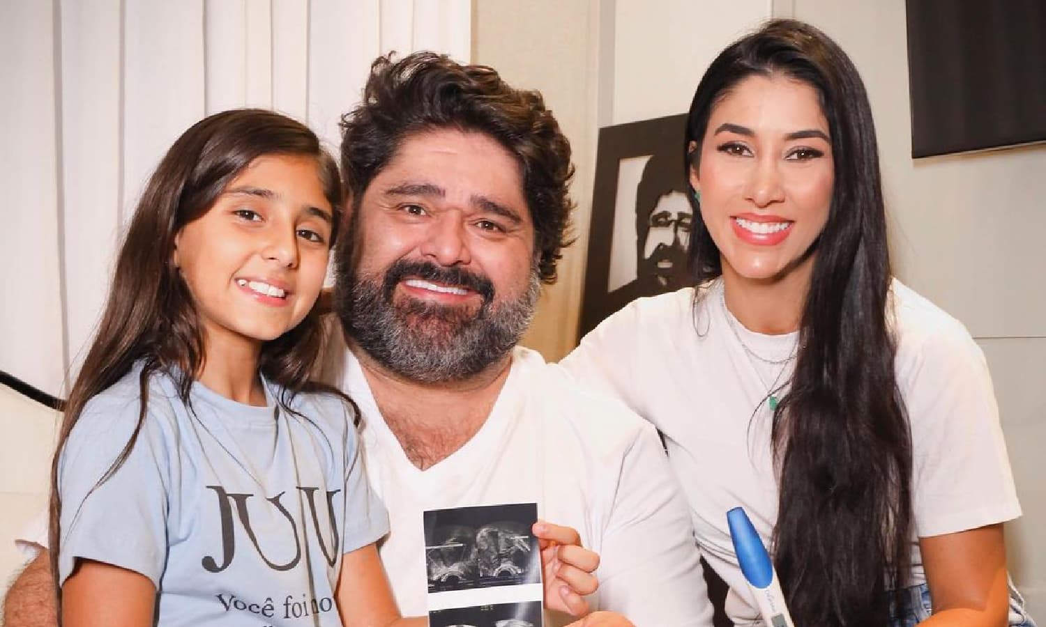 https://api.paranaibafm.com.br/mundo-dos-artistas/fabiano-menotti-comemora-14-anos-de-casado-e-se-declara-para-a-mulher/attachment/fm-site/