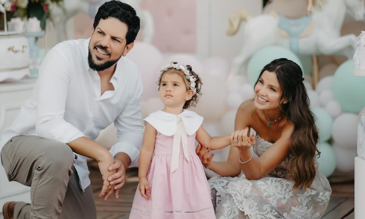 https://api.paranaibafm.com.br/mundo-dos-artistas/sorocaba-e-biah-rodrigues-comemoram-o-aniversario-de-2-anos-da-filha-fernanda/attachment/soro-site/