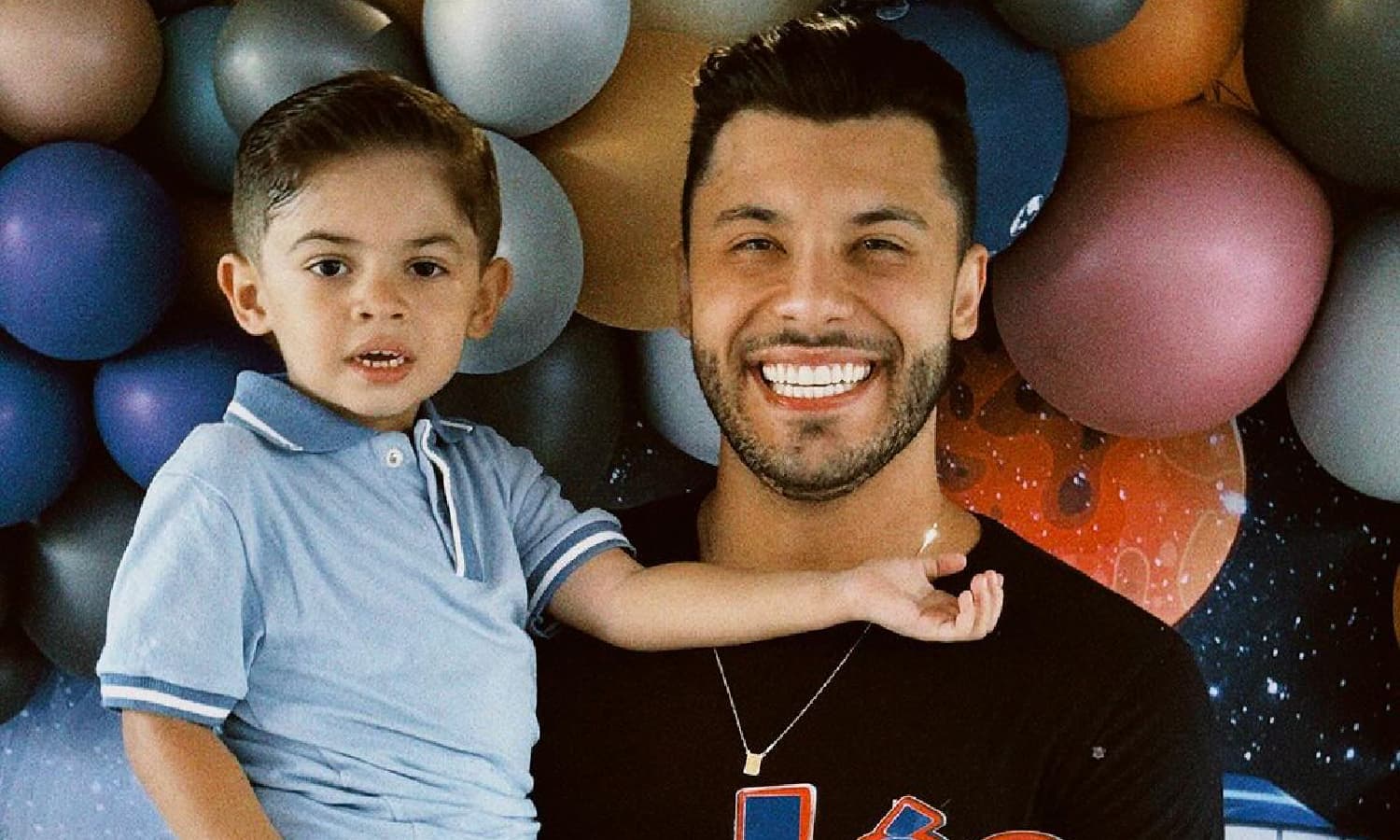 https://api.paranaibafm.com.br/mundo-dos-artistas/filho-de-murilo-huff-e-marilia-mendonca-comemora-4-anos-e-ganha-festinha/attachment/ml-site-11/