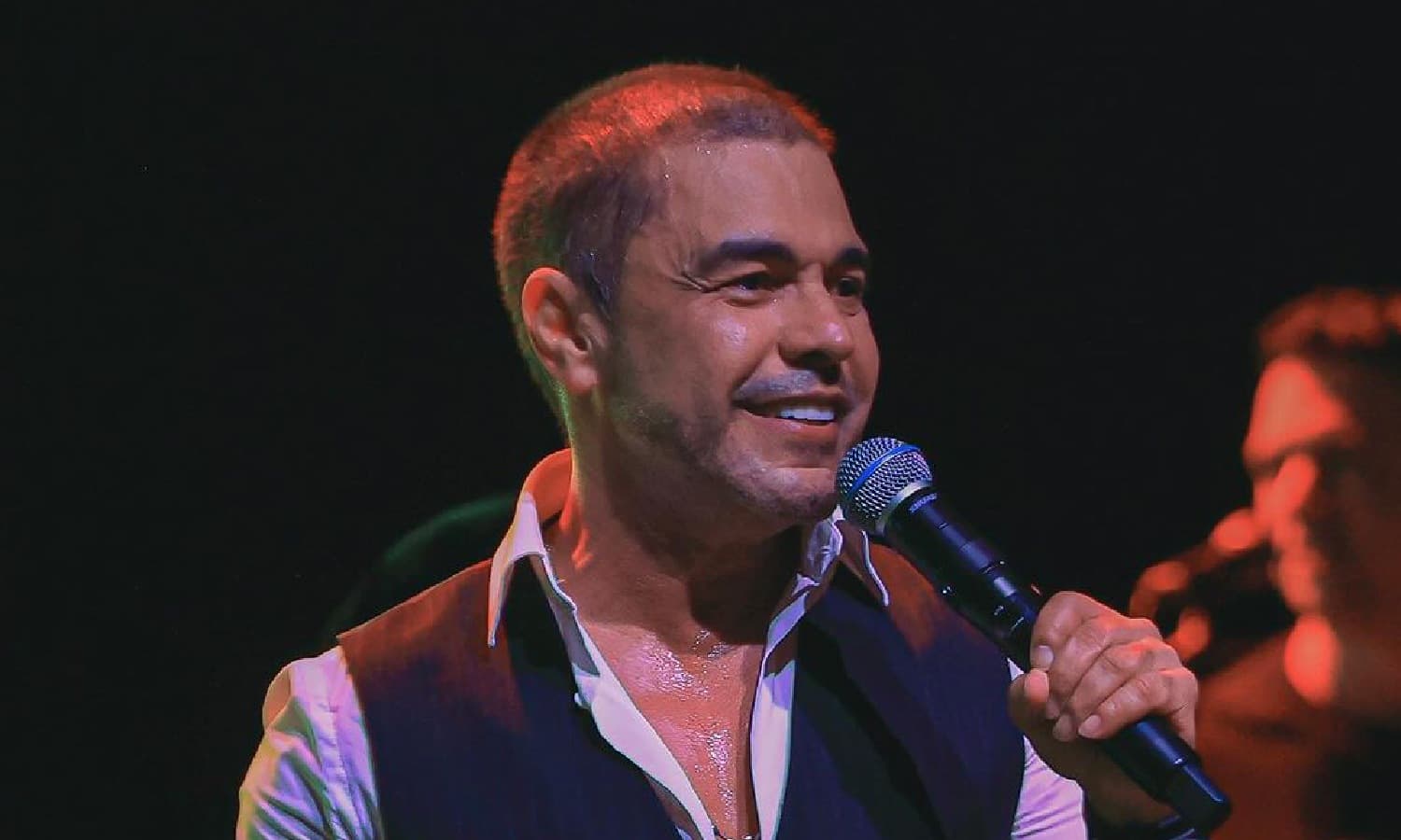 https://api.paranaibafm.com.br/mundo-dos-artistas/zeze-di-camargo-explica-o-motivo-do-novo-visual-capilar/attachment/novo-projeto-53/