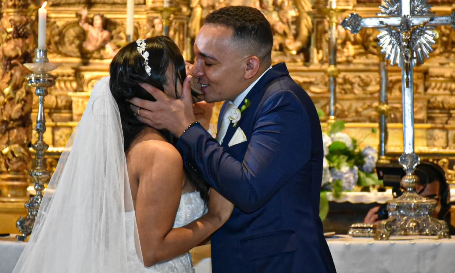 https://api.paranaibafm.com.br/mundo-dos-artistas/joao-gomes-e-ary-mirelle-trocam-votos-de-casamento-em-recife/attachment/joao-gomes-ary-mirelle/