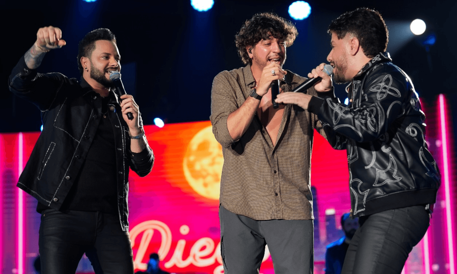 https://api.paranaibafm.com.br/mundo-dos-artistas/diego-e-victor-hugo-gravam-novo-dvd-em-uberlandia/attachment/design-sem-nome-19-2/