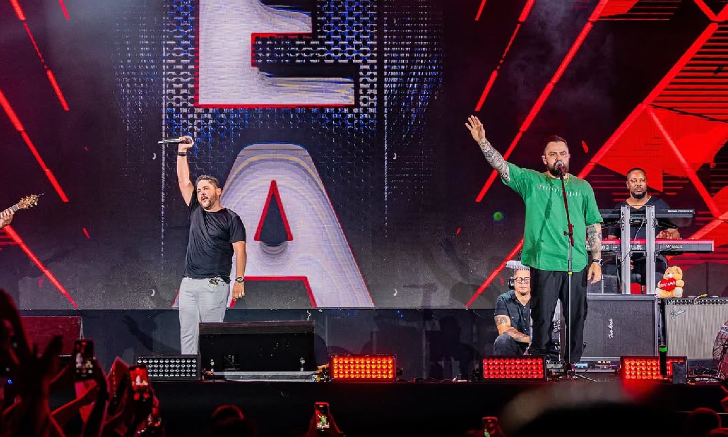 https://api.paranaibafm.com.br/mundo-dos-artistas/jorge-mateus-anunciam-turne-de-20-anos-e-pausa-por-tempo-indeterminado/attachment/jorge-e-mateus-9/