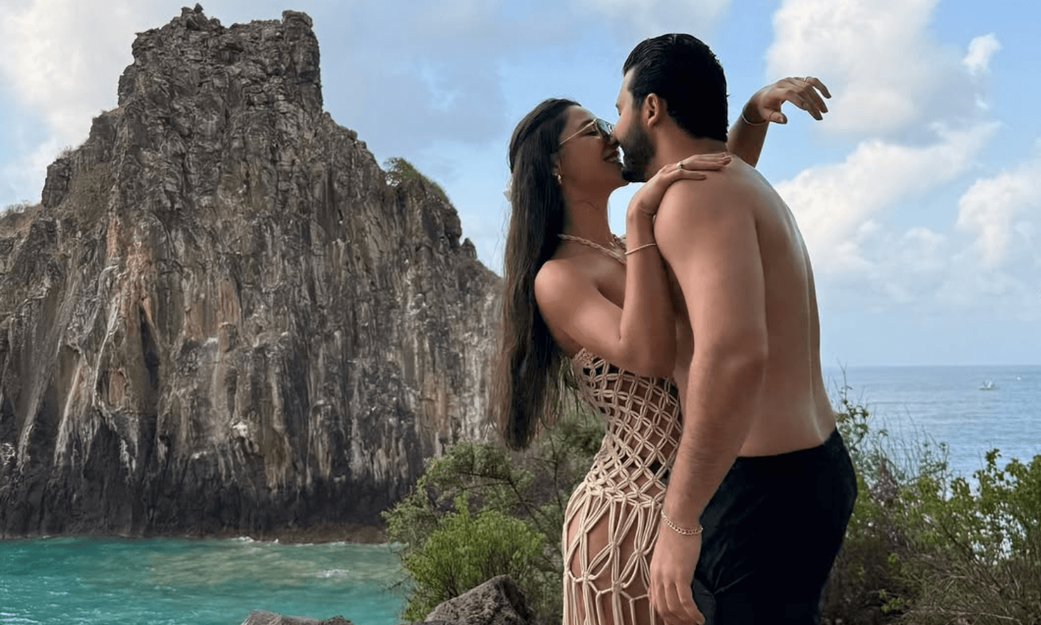 https://api.paranaibafm.com.br/mundo-dos-artistas/murilo-huff-e-gabriela-versiani-aproveitam-dia-romantico-em-fernando-de-noronha/attachment/foto-site-paranaiba-fm-5/