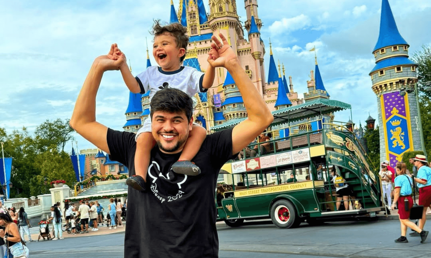 https://api.paranaibafm.com.br/mundo-dos-artistas/cristiano-compartilham-historia-de-fe-e-superacao-com-o-filho-miguel/attachment/foto-site-paranaiba-fm-26-3/