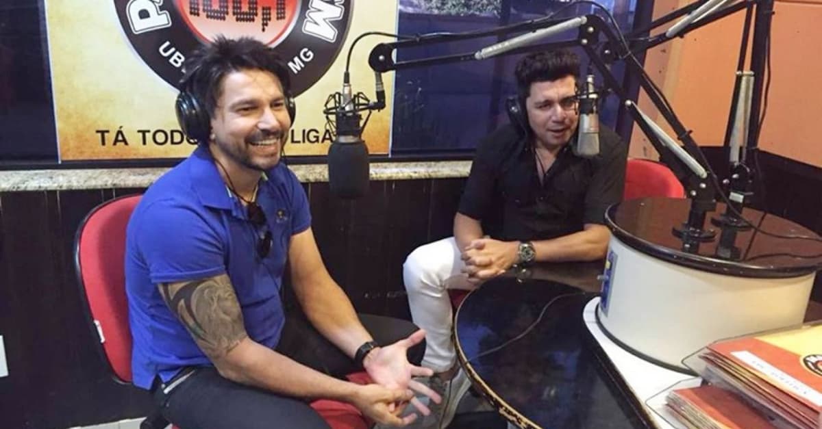 https://api.paranaibafm.com.br/mundo-dos-artistas/noticias/ze-henrique-gabriel-tomam-cafe-da-tarde-com-ouvintes/attachment/2cb7f4f05568ae77859e7953bd02fd41/