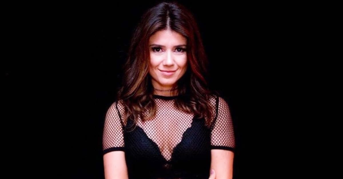 https://api.paranaibafm.com.br/mundo-dos-artistas/noticias/paula-fernandes-comenta-fim-do-namoro-com-thiago-arancam/attachment/313c7a39c34222fe8b4cc6b3463b2eb7/