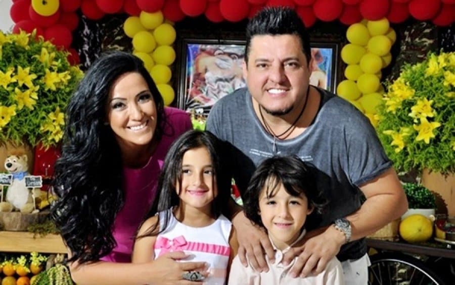 https://api.paranaibafm.com.br/mundo-dos-artistas/noticias/bruno-comemora-aniversario-dos-filhos-gemeos_04-02-2015_82400-htm/attachment/7d510e0d783fd703600edd7998611dc7/