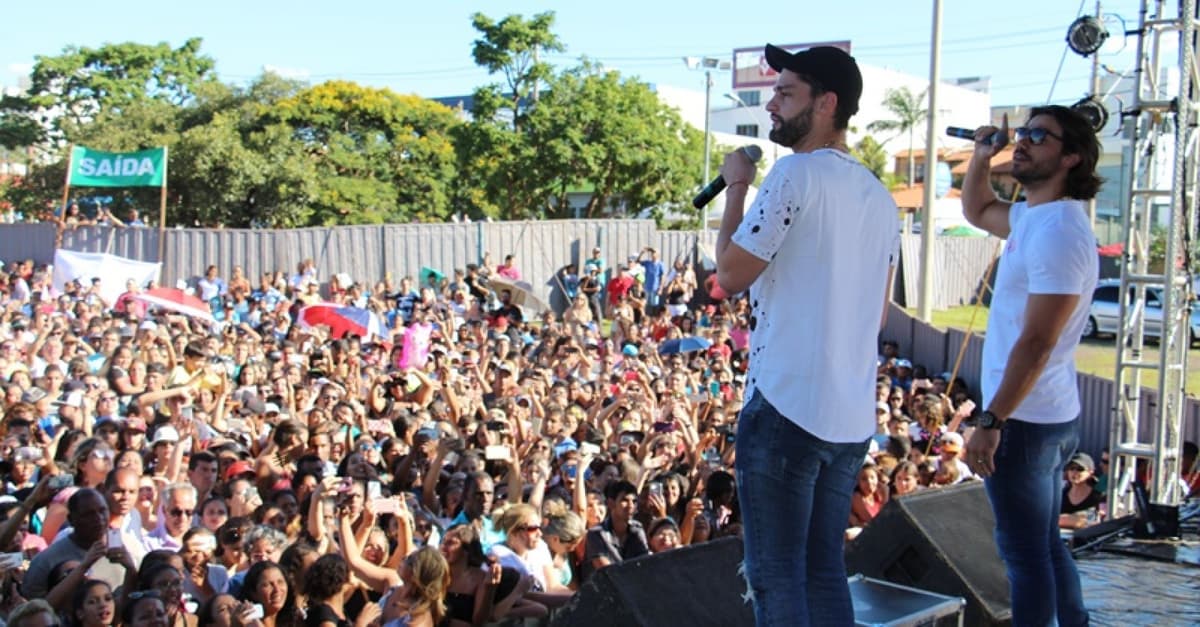 https://api.paranaibafm.com.br/mundo-dos-artistas/noticias/fotos-aniversario-do-parque-do-sabia-e-celebrado-com-festa/attachment/8ad3348e8fe361d81d08afda0e5c8be0/