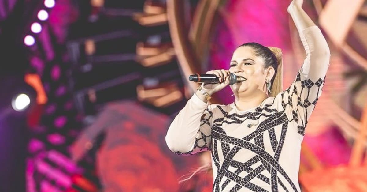 https://api.paranaibafm.com.br/mundo-dos-artistas/noticias/marilia-mendonca-faz-desabafo-sobre-suposto-retorno-com-ex/attachment/ce8cd7f0f8644d01eede0faa3f63f574/