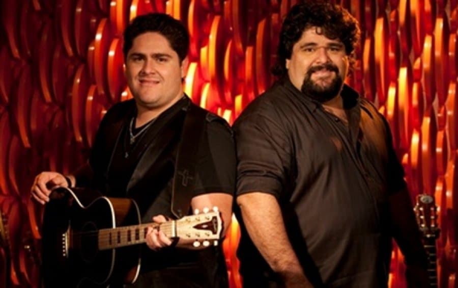 https://api.paranaibafm.com.br/mundo-dos-artistas/noticias/cesar-menotti-e-fabiano-vao-lancar-dois-novos-cds_18-03-2014_50693-htm/attachment/f2b68b7237f84d9bf819d2d542839c5f/