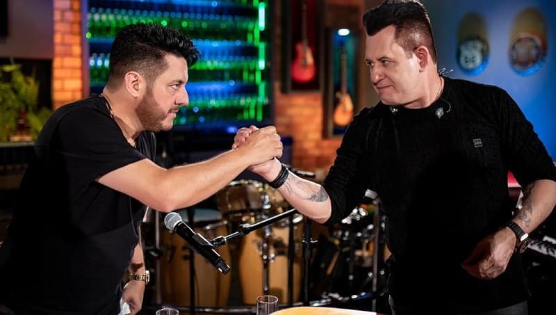 https://api.paranaibafm.com.br/mundo-dos-artistas/noticias/bruno-e-marrone-anunciam-lancamento-de-album-em-espanhol/attachment/bruno-4/