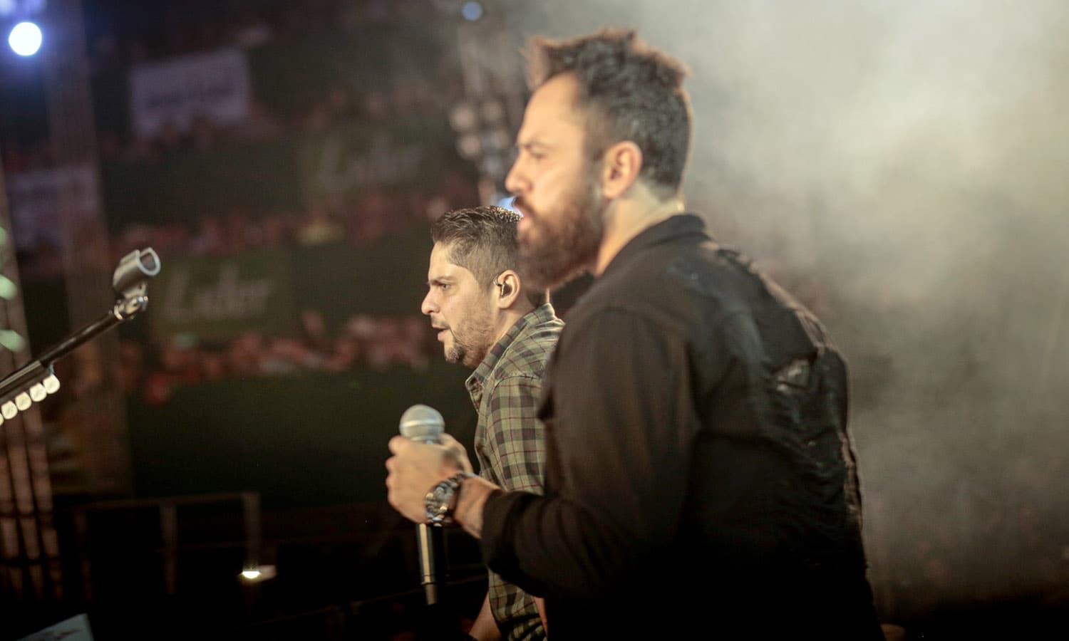 https://api.paranaibafm.com.br/mundo-dos-artistas/jorge-e-mateus-encontram-solucao-criativa-para-aliviar-estresse-da-rotina/attachment/jorge-e-mateus-2/
