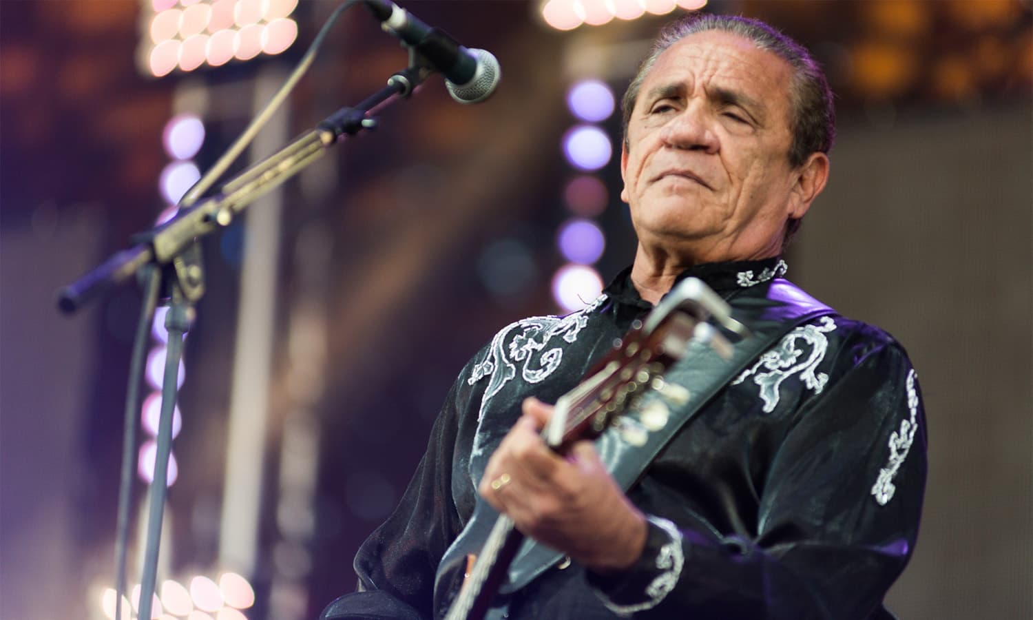 https://api.paranaibafm.com.br/mundo-dos-artistas/tres-curiosidades-sobre-ze-ramalho-atracao-da-semana-em-uberlandia/attachment/ze-ramalho-2/