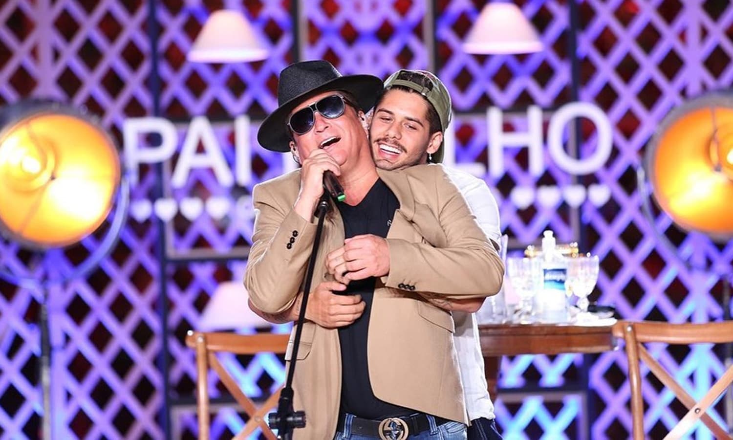 https://api.paranaibafm.com.br/mundo-dos-artistas/leonardo-se-emociona-ao-lembrar-de-leandro-em-live-com-o-filho/attachment/leonardo-live-ze-felipe/