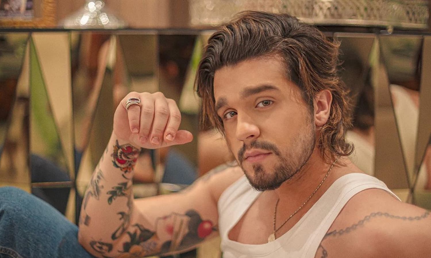 https://api.paranaibafm.com.br/mundo-dos-artistas/luan-santana-mostra-foto-rara-para-os-fas-apos-sumico-nas-redes/attachment/luan-santana-raridade/