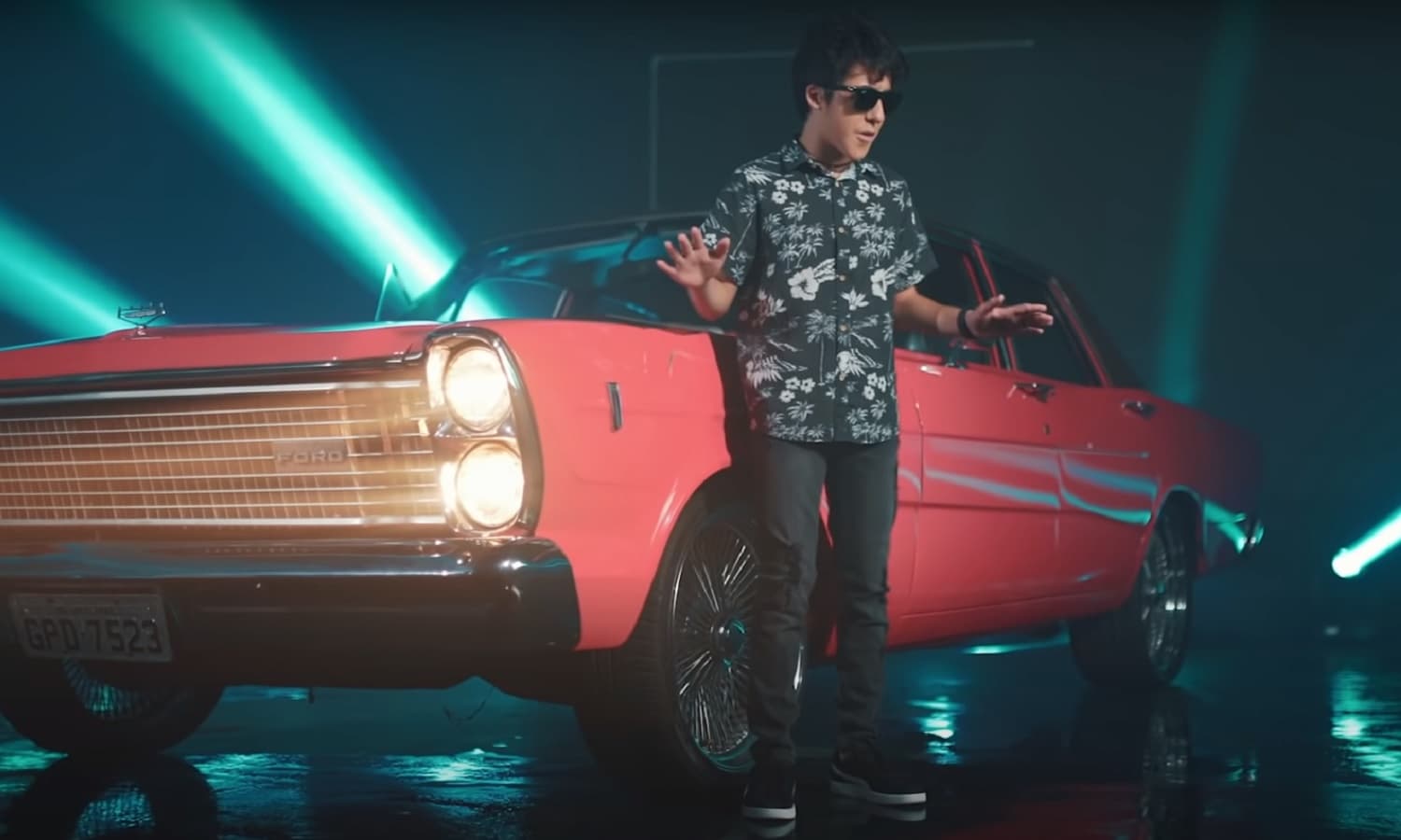https://api.paranaibafm.com.br/mundo-dos-artistas/clipe-de-natalia-de-enzo-rabelo-tem-mais-de-21-milhoes-de-views/attachment/enzosite/