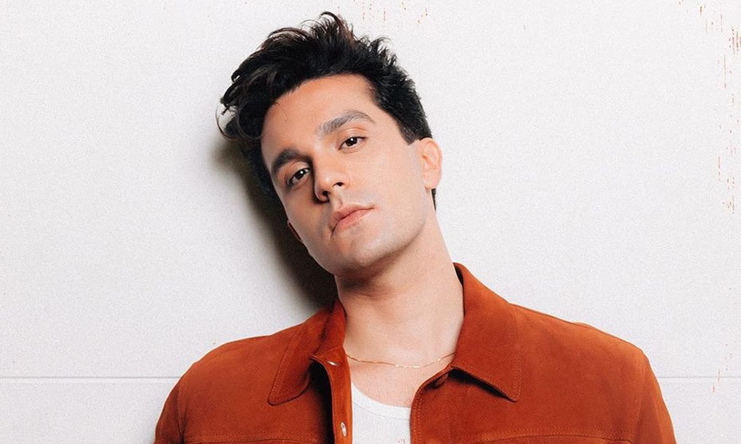 https://api.paranaibafm.com.br/mundo-dos-artistas/luan-santana-e-vacinado-contra-a-covid-e-lanca-musica-nova-hoje-30/attachment/luan-santana-sorria/