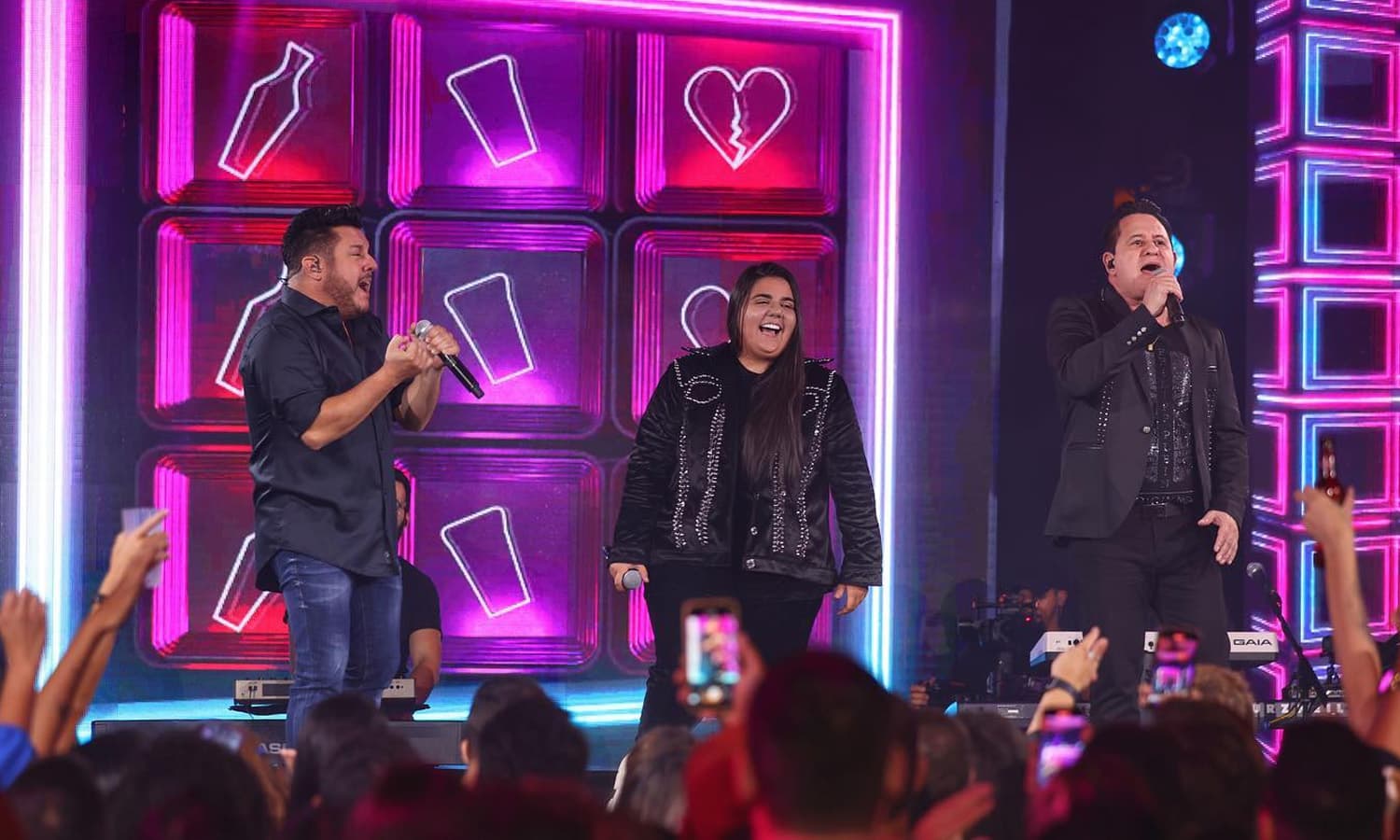 https://api.paranaibafm.com.br/mundo-dos-artistas/yasmin-santos-lanca-ciclo-vicioso-parceria-com-bruno-e-marrone/attachment/bruno-e-marrone-yasmin-santos/