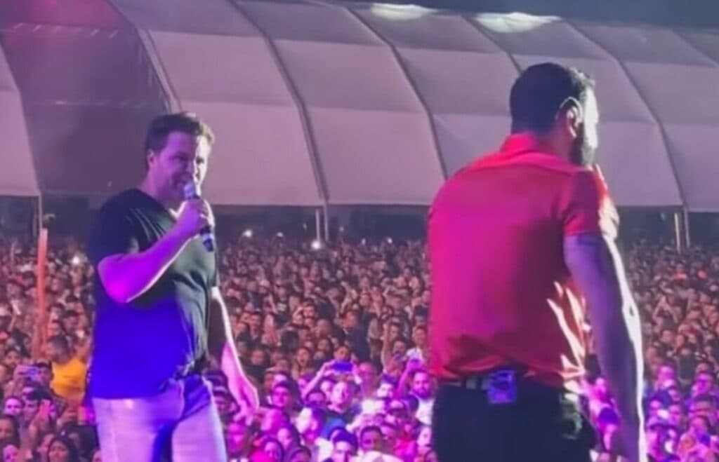 https://api.paranaibafm.com.br/mundo-dos-artistas/eduardo-costa-e-gusttavo-lima-celebram-parceria-no-palco-do-buteco-cuiaba/attachment/gusttavo-lima-e-eduardo-costa-no-buteco-cuiaba-1024x659/