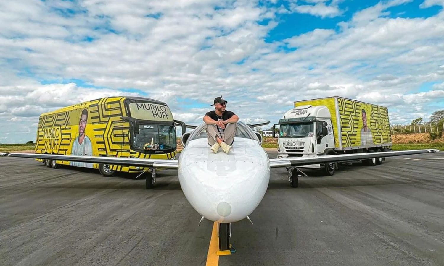 https://api.paranaibafm.com.br/mundo-dos-artistas/aviao-do-cantor-murilo-huff-sai-da-pista-no-aeroporto-de-goiania/attachment/murilo-huff-4/