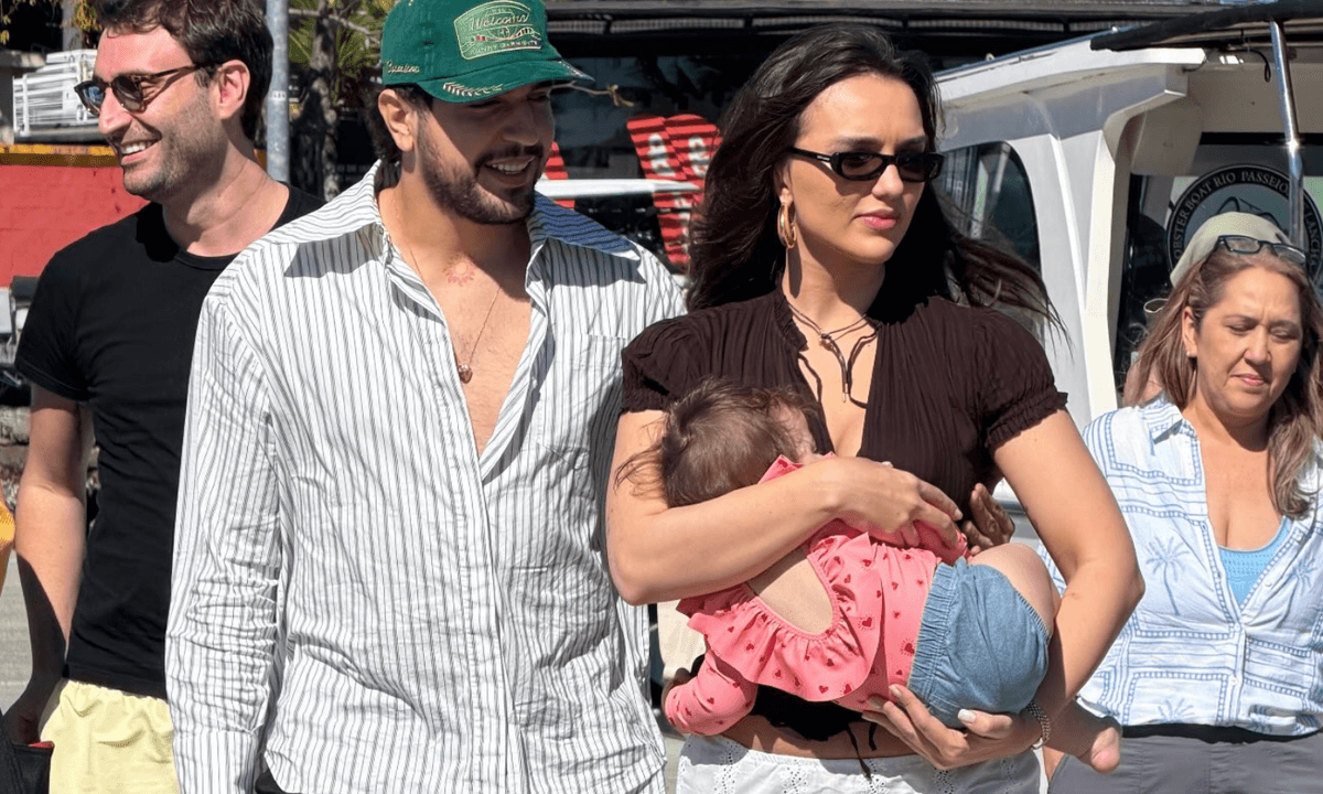 https://api.paranaibafm.com.br/mundo-dos-artistas/filha-de-rafa-kalimann-e-nattan-faz-passeio-de-lancha-com-os-pais/attachment/foto-site-paranaiba-fm-2026-07-20t084624-789/